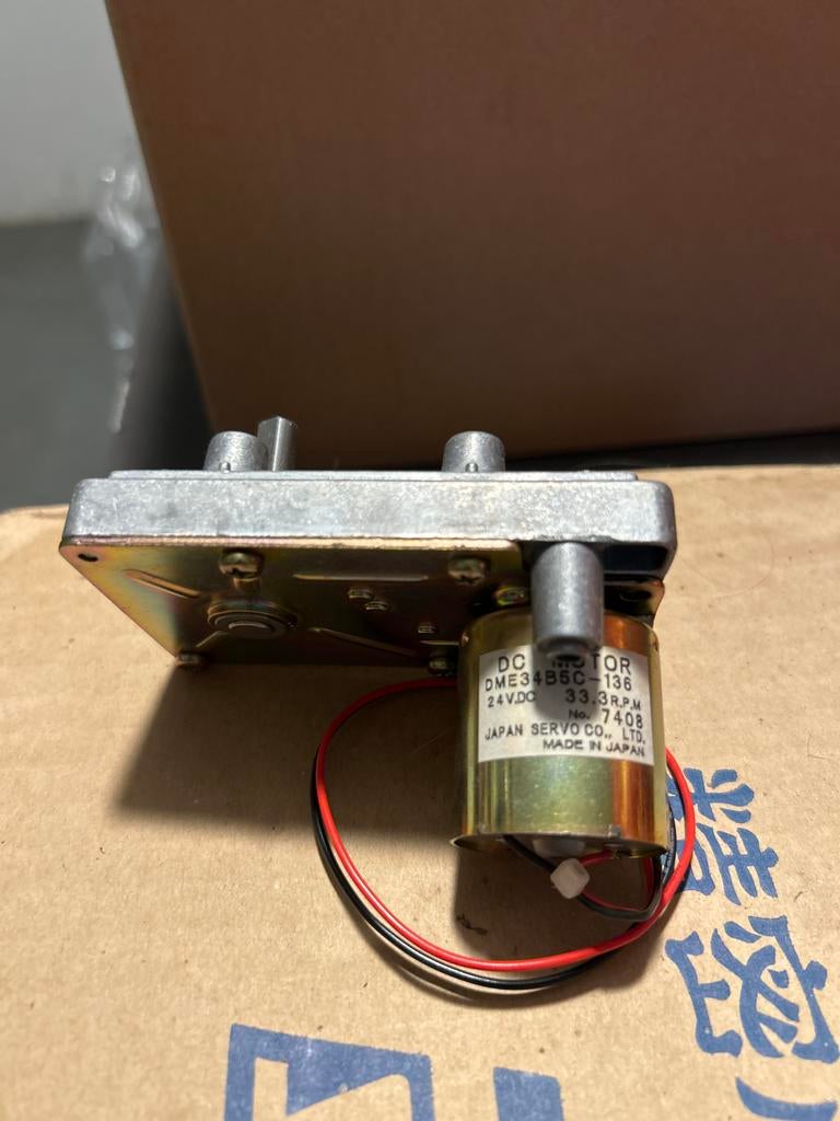 DC Servomotor 24V 33.3 RPM Nieuw in doos, Ophalen of Verzenden, Nieuw, Elektromotor, Minder dan 1400 rpm