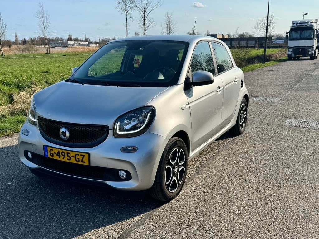 Smart ForFour Electric Drive 82pk Aut. 2019 Grijs, Auto's, Automaat, Stoelverwarming, Achterwielaandrijving, 4 stoelen
