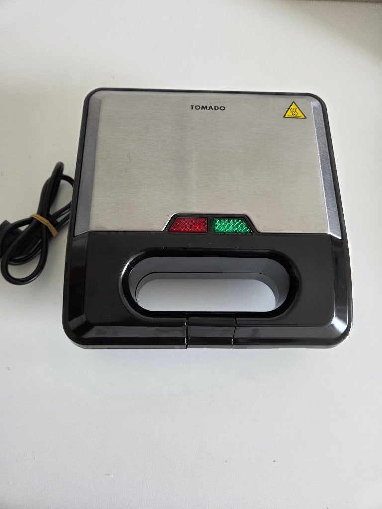 Tomado Tosti ijzer, Ophalen, Uitneembare platen, Zo goed als nieuw