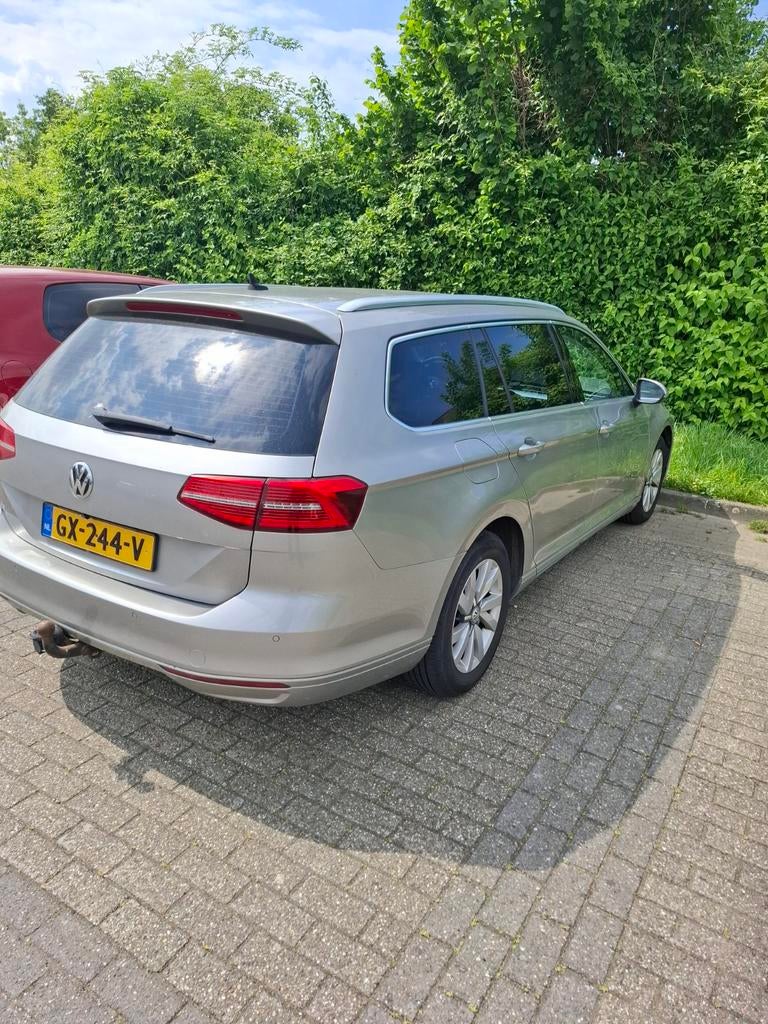 Volkswagen Passat 1.6 TDI 88KW BMT Variant 2015 Grijs, 4 cilinders, Origineel Nederlands, Stationwagon, Particulier