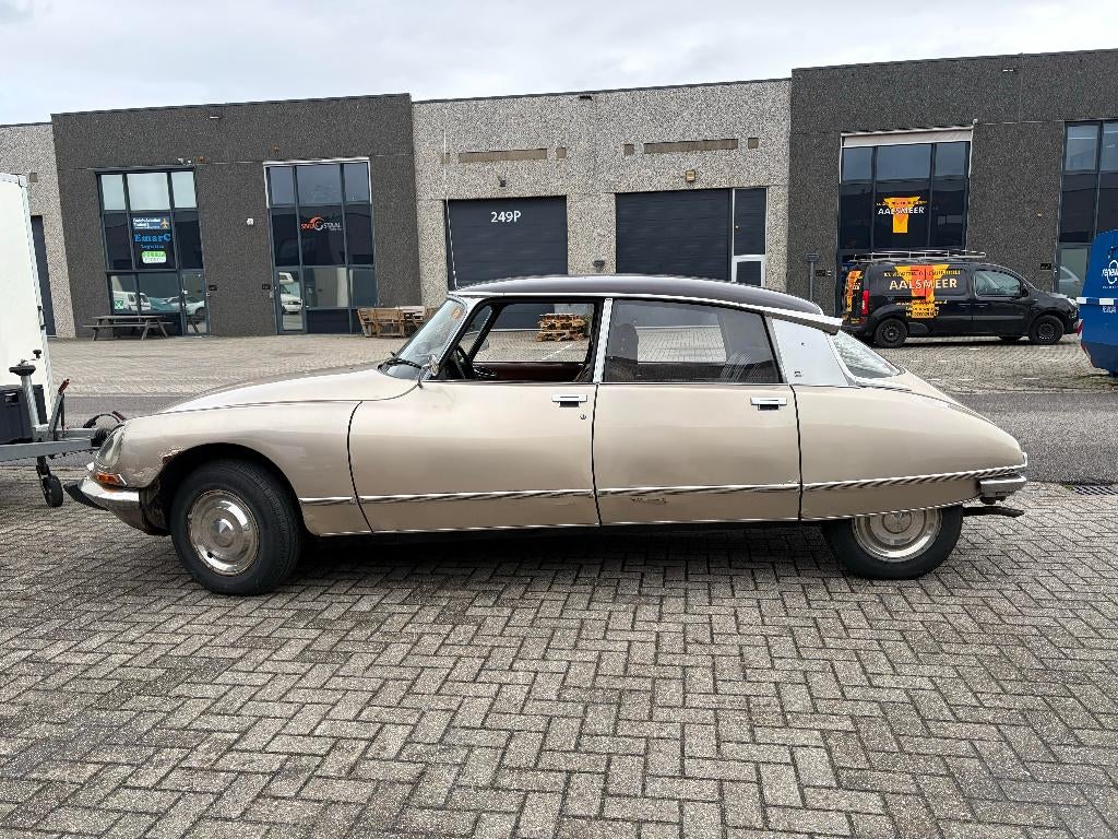 Orginele Citroën DS 23 Pallas 1973– Rijdend/Restauratiebasis, 4 cilinders, DS, Wit, 113 pk