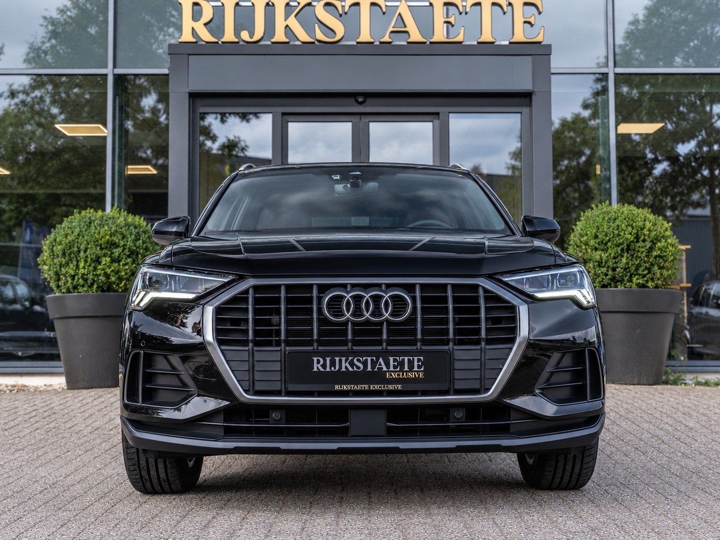 Audi Q3 45 TFSI e S-Line|CAM|SFEER|APP|ACC|MATRIX|KEYLESS, Auto's, Dealer onderhouden, Gebruikt, Met garantie (alle), Leder en Stof