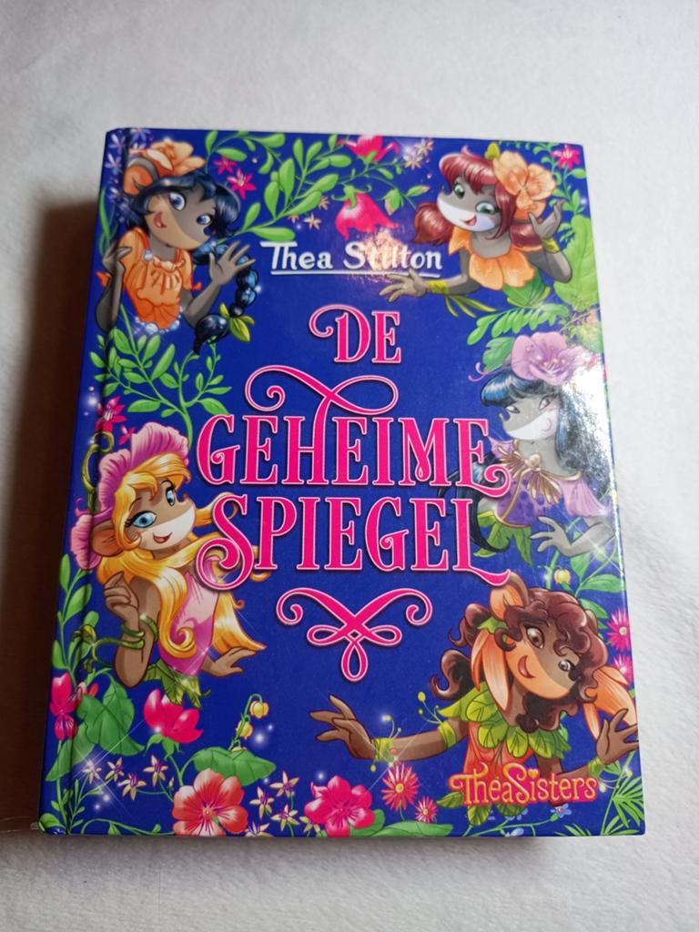 Thea Stilton - De geheime spiegel, Ophalen of Verzenden, Zo goed als nieuw, Thea Stilton