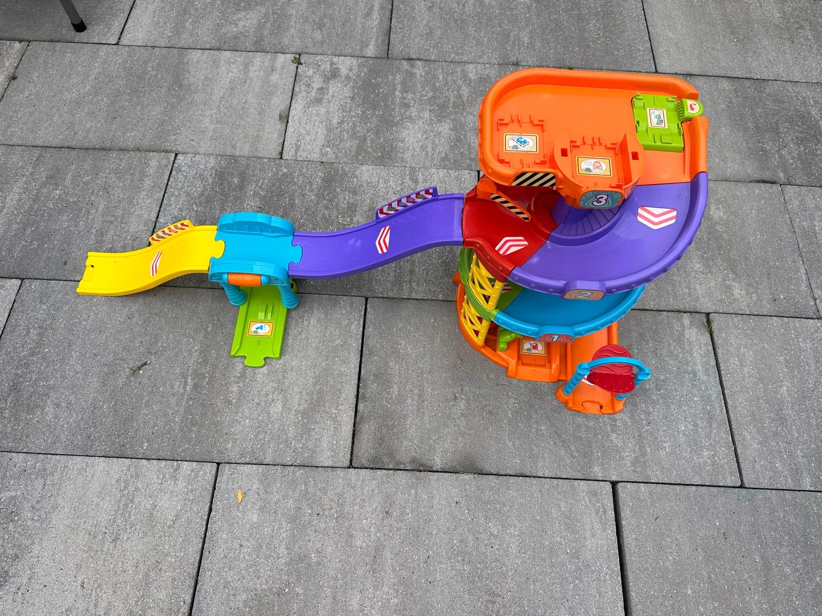 VTech Toet Toet Auto's Garage, Overige merken, Racebaan, Ophalen of Verzenden, Zo goed als nieuw
