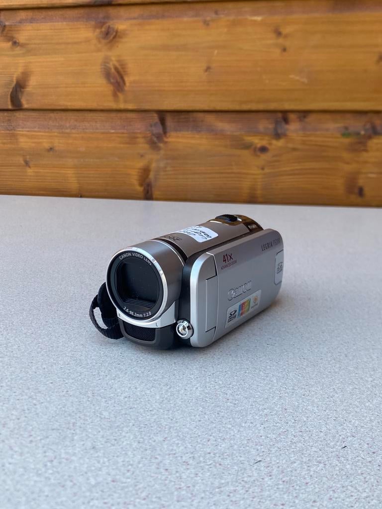 Canon  Legria FS200 E, Ophalen of Verzenden, 8mm