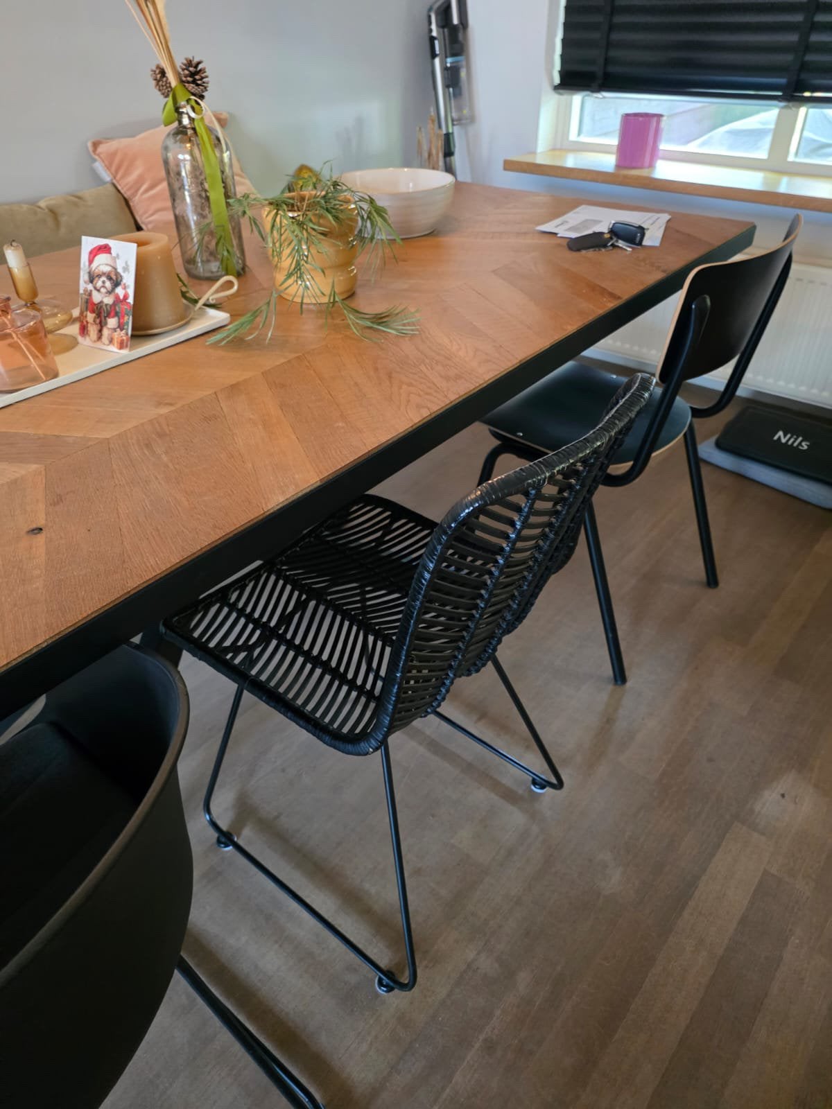 Vier leuke eetkamerstoelen, industrieel, grijs, zwart metaal, Ophalen, Zwart, Zo goed als nieuw, Vier