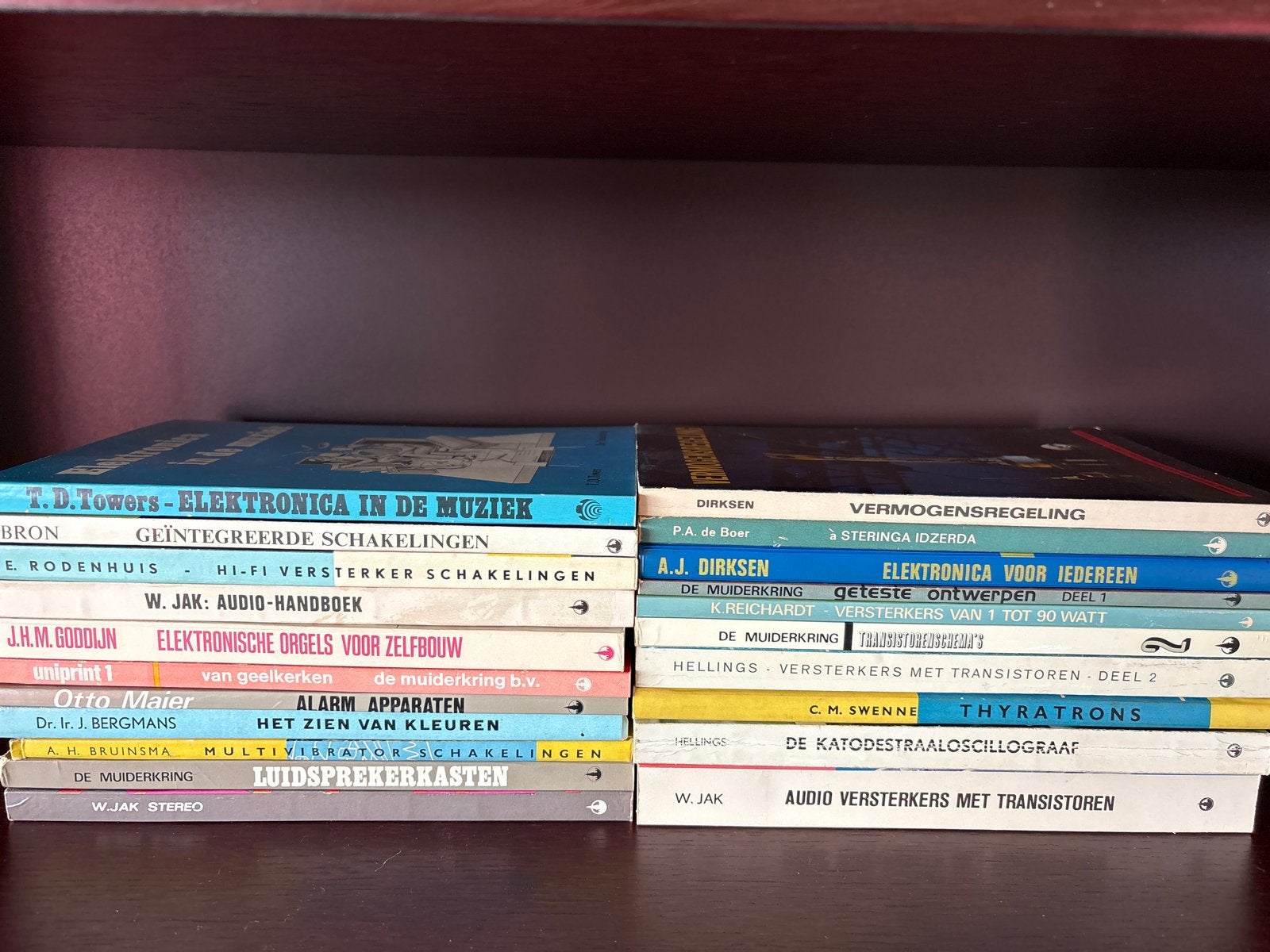 Collectie Elektronica Boeken - Diverse Onderwerpen, Ophalen of Verzenden, Gelezen, Elektrotechniek