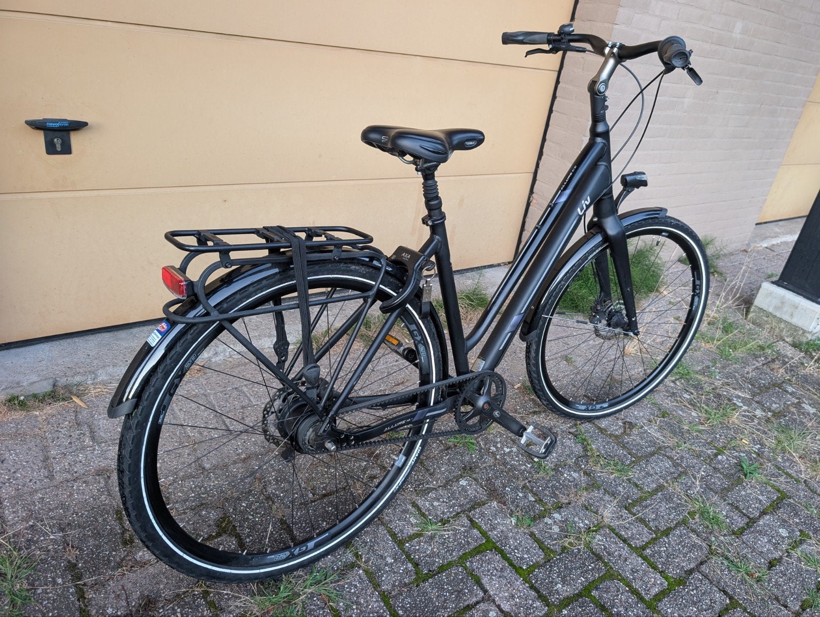 Liv Allure belt drive, damesversie van de giant Anytour
Mooi, Fietsen en Brommers, Fietsen | Dames | Damesfietsen, 53 tot 56 cm