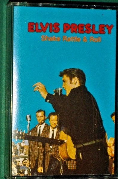 Elvis Presley ‎– Shake Rattle & Roll   Cassette Nieuw!, Ophalen of Verzenden, Nieuw in verpakking, Pop, 1 bandje