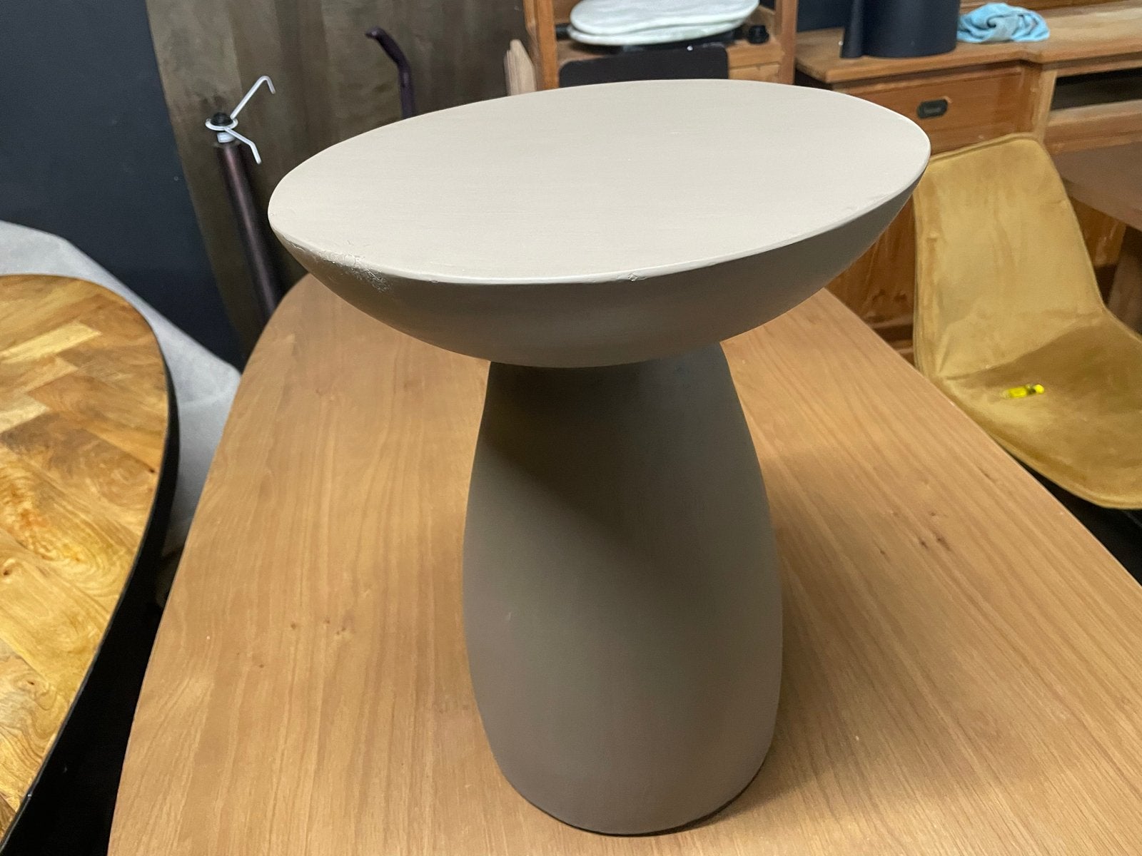 Bijzettafel Canto 35x45 bruin metaal, Minder dan 55 cm, Metaal of Aluminium, Rond, Nieuw