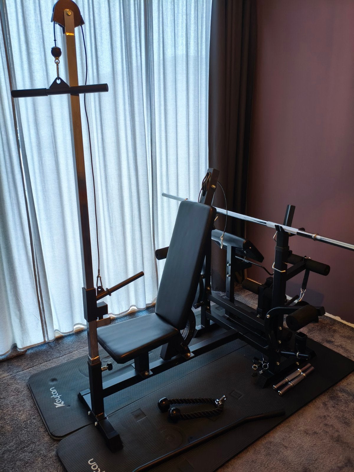 Complete Fitnessbank met Gewichten en Accessoires, Sport en Fitness, Fitnessmaterialen, Ophalen, Gebruikt, Benen, Fitnessbank