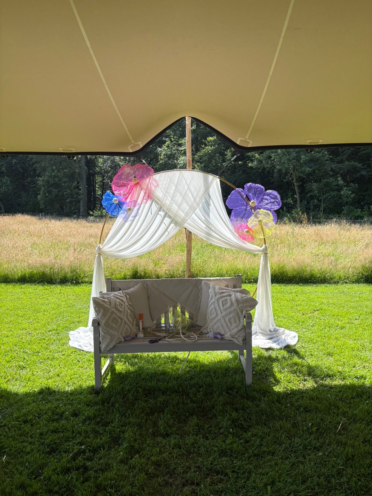 Boog en bloemen, Ophalen, Zo goed als nieuw, Accessoires
