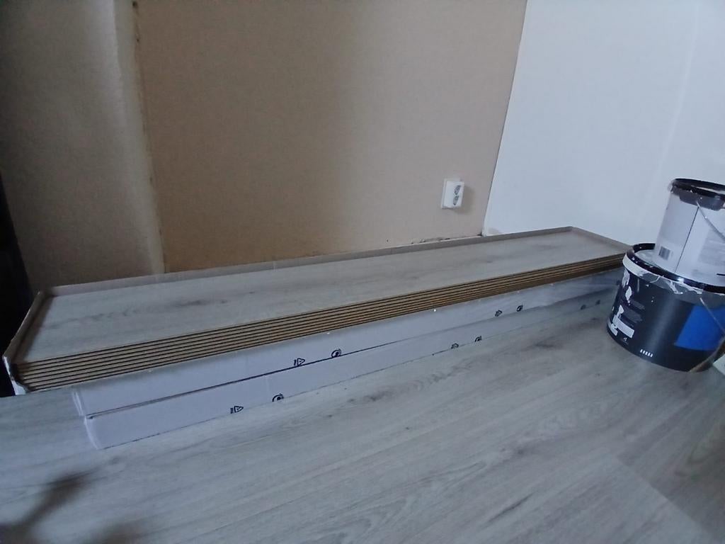 Klik laminaat grijs eiken, geschikt voor vloerverwarming!, Ophalen, 50 tot 150 cm, Nieuw, 5 tot 10 m²