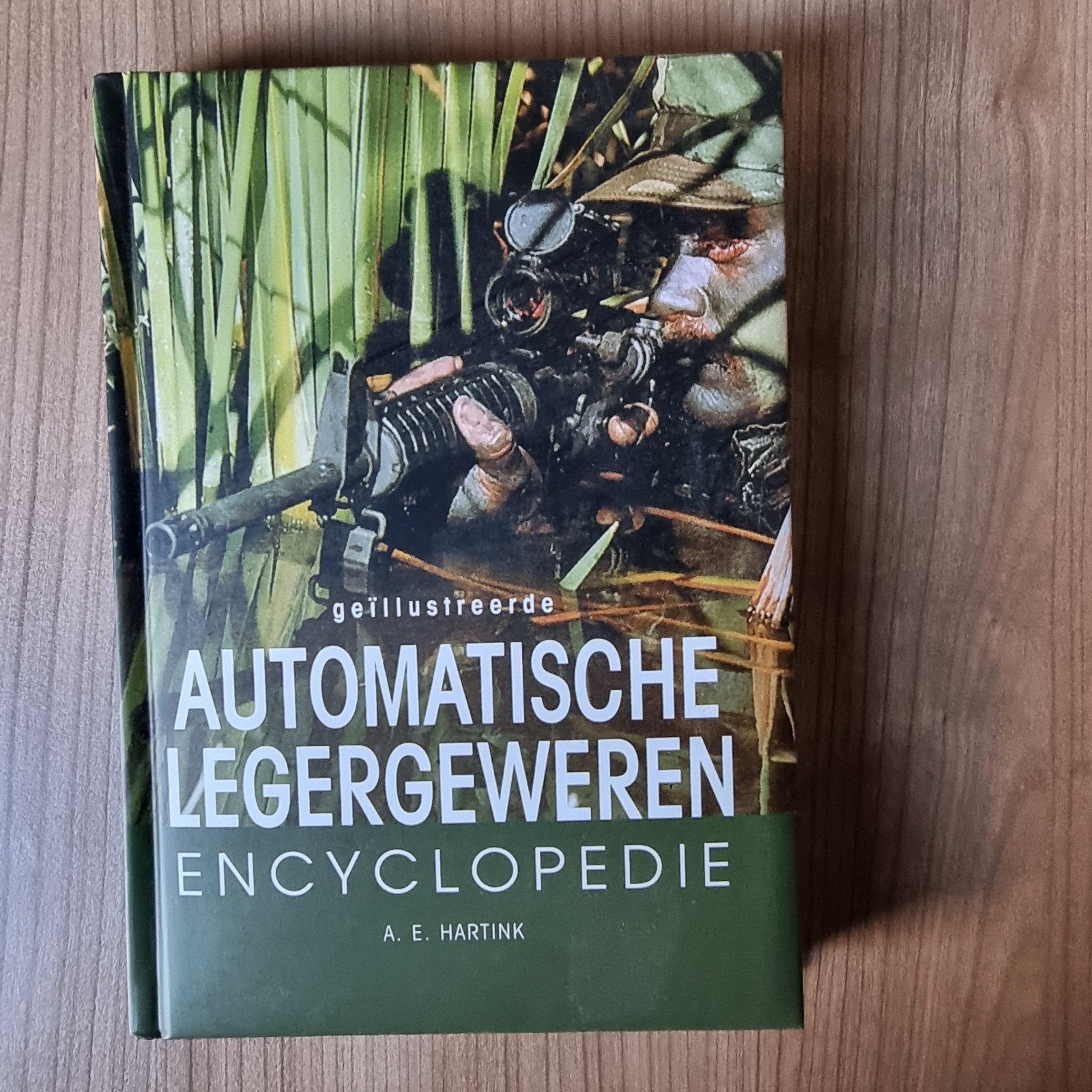 Automatische Legergeweren encyclopedie, Boeken, Ophalen of Verzenden, Nieuw, Overige onderwerpen, A.E. Hartink