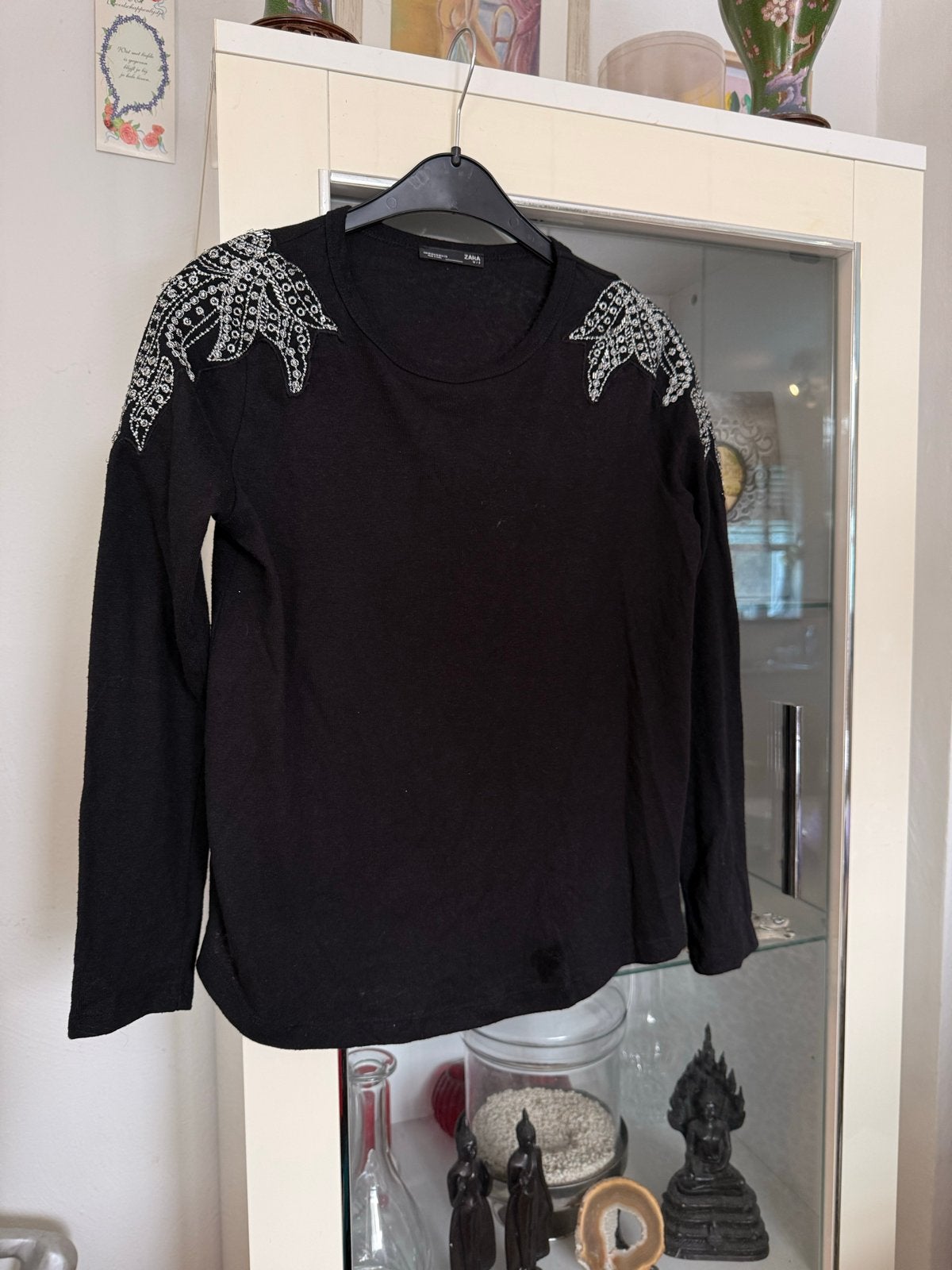 Zara Zwarte trui met Geborduurde Schouders - Maat M, Kleding | Dames, Ophalen of Verzenden, Zo goed als nieuw, Maat 38/40 (M)