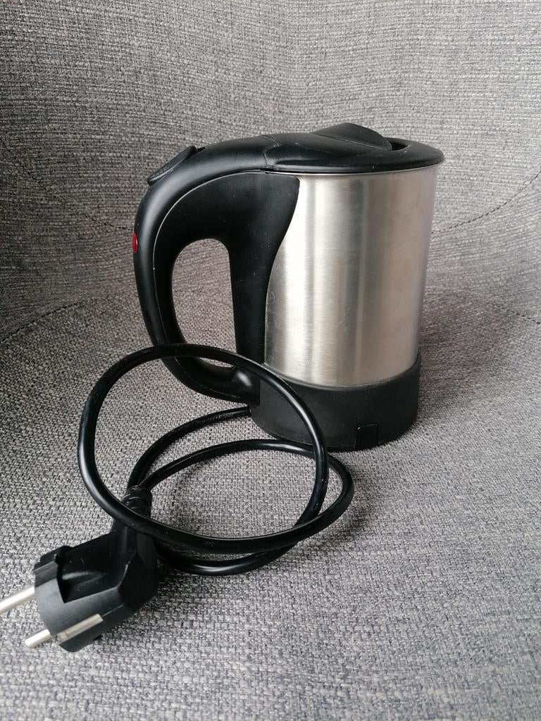 RVS Waterkoker 1000 Watt 0,5 Liter Camping Camper Kamperen, Minder dan 1 liter, Ophalen, Zo goed als nieuw, Rvs