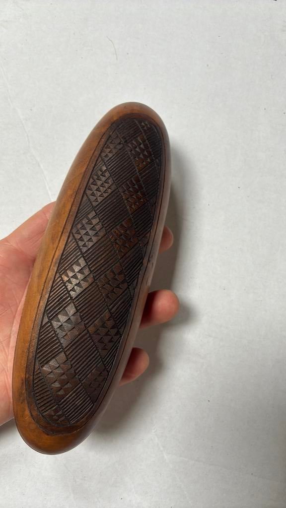 Hardhouten schaaltje + deksel (bewerkt), Ophalen of Verzenden, Zo goed als nieuw, Ovaal, Hout