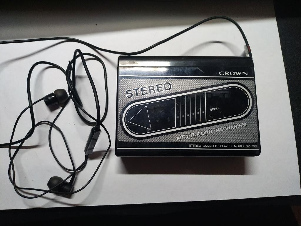 CROWN SZ-33N stereocassettespeler, Ophalen of Verzenden, Walkman