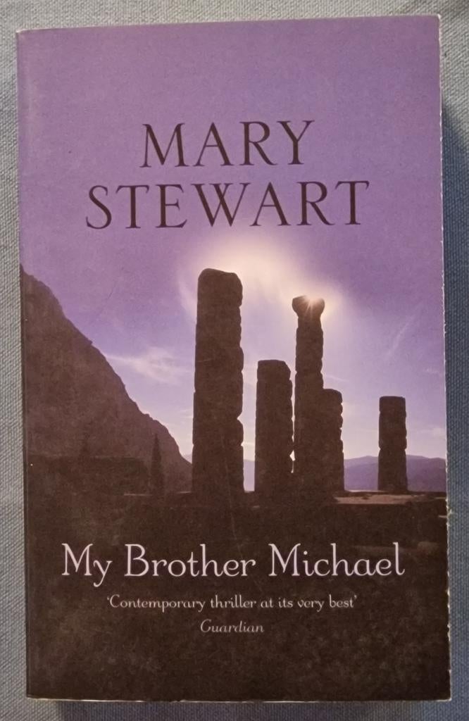 My Brother Michael - Mary Stewart, Boeken, Romans, Ophalen of Verzenden