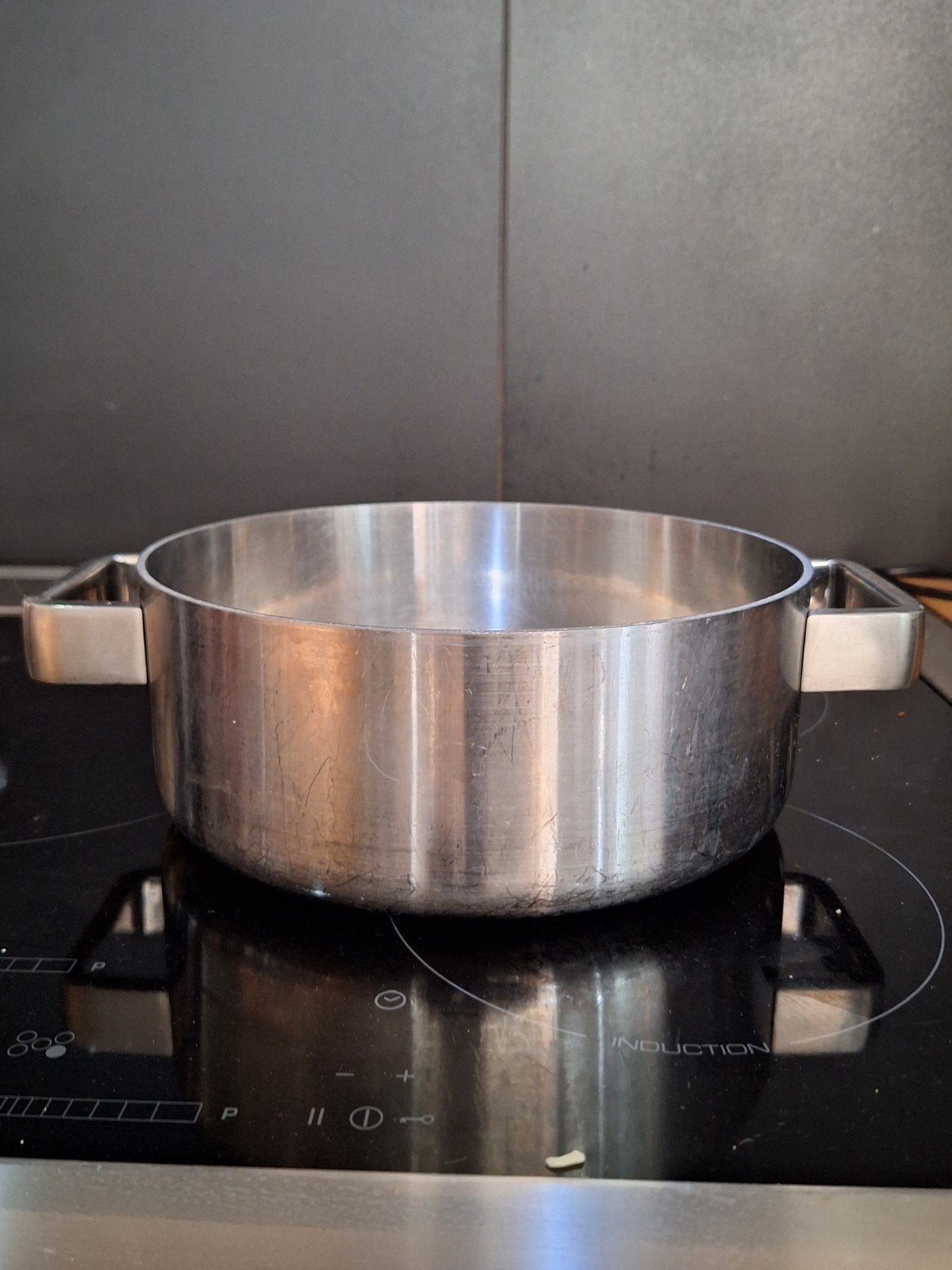 littala TOOL pan 2 liter gebruikt, Ophalen of Verzenden, Gebruikt, Rvs