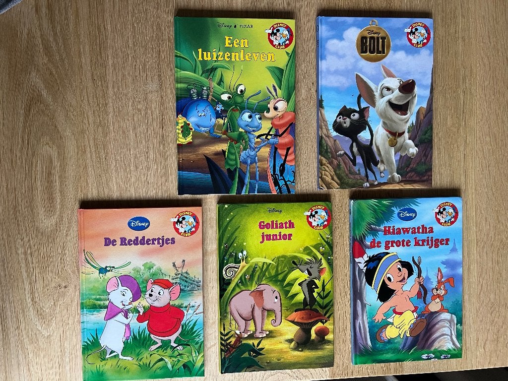 Disney Boekenclub met CD's - 5 Boeken en 5 CD's, Ophalen of Verzenden, Zo goed als nieuw, Sprookjes, Disney