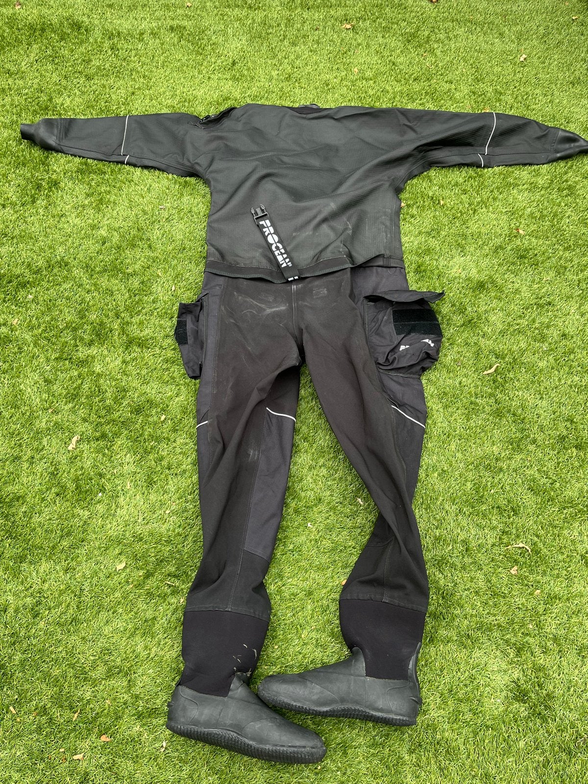 Procean droogpak heren - 190cm, 95kg, schoenmaat 45, Watersport en Boten, Ophalen of Verzenden, Gebruikt, Duikpak