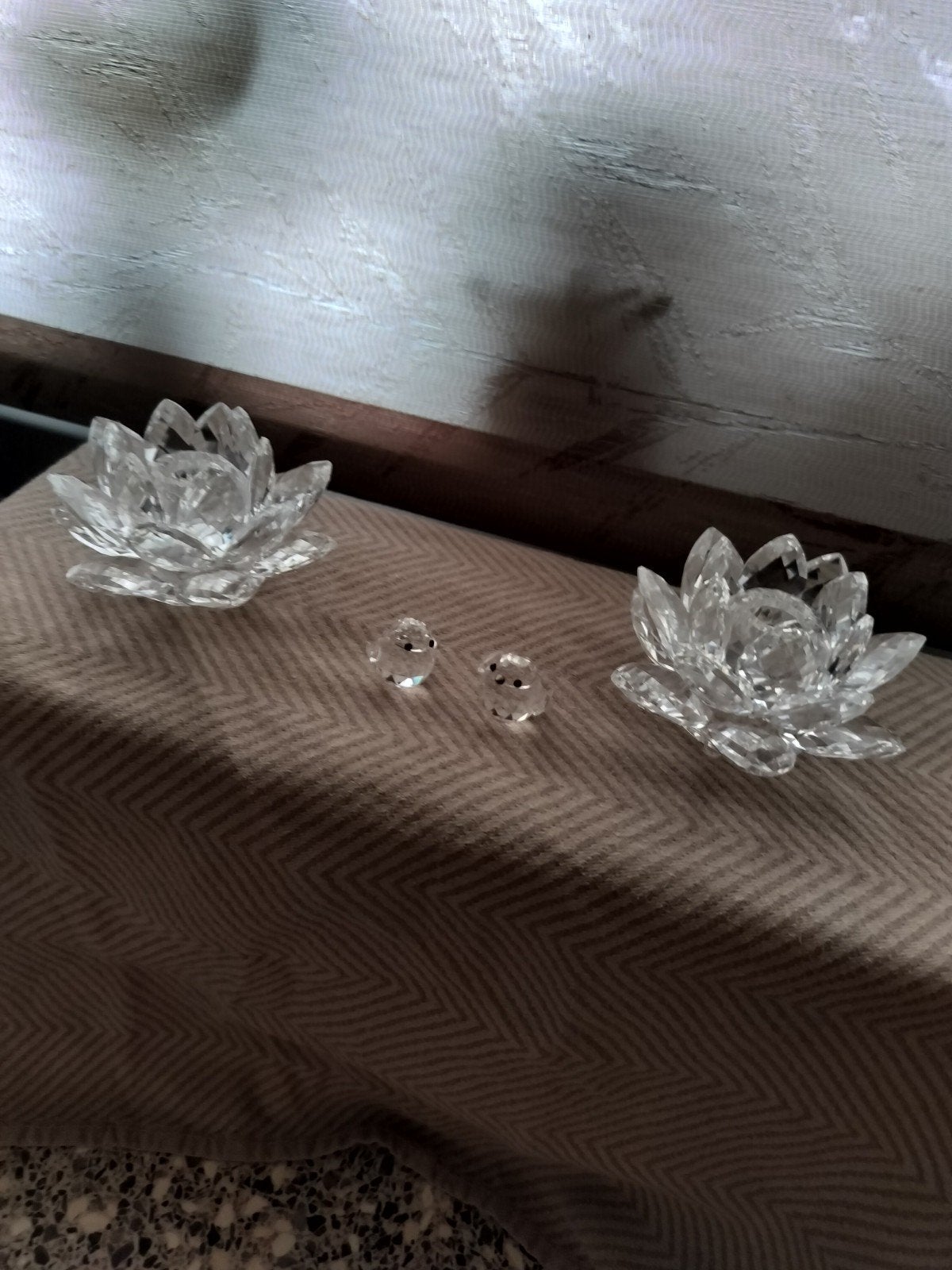 Swarovski kandelaars lelies middelmaat, Verzenden, Zo goed als nieuw, Figuurtje