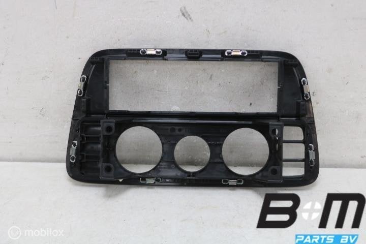 Omranding radio Seat Mii 1S0858069E, Gebruikt