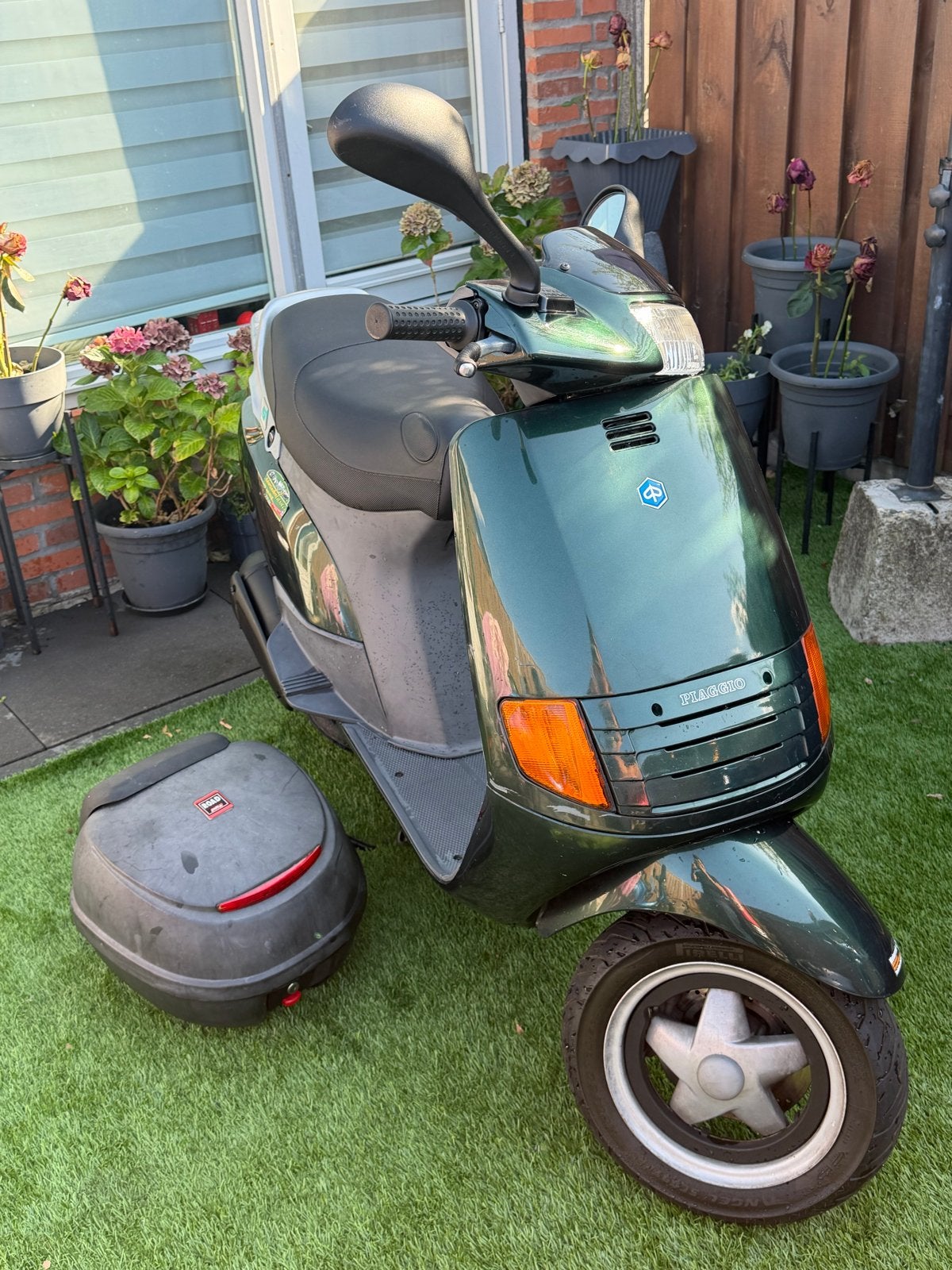 Piaggio Zip Scooter - Groen, inclusief topkoffer, Fietsen en Brommers, Brommers | Overige merken, Ophalen of Verzenden, Gebruikt