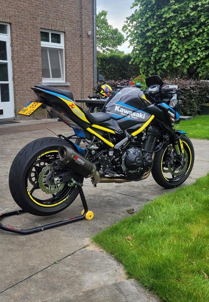 Kawasaki z900 | Bomvol! | Akrapovič | Quickshifter, Motoren, 950 cc, 4 cilinders, Motorrijbewijs A, Meer dan 35 kW