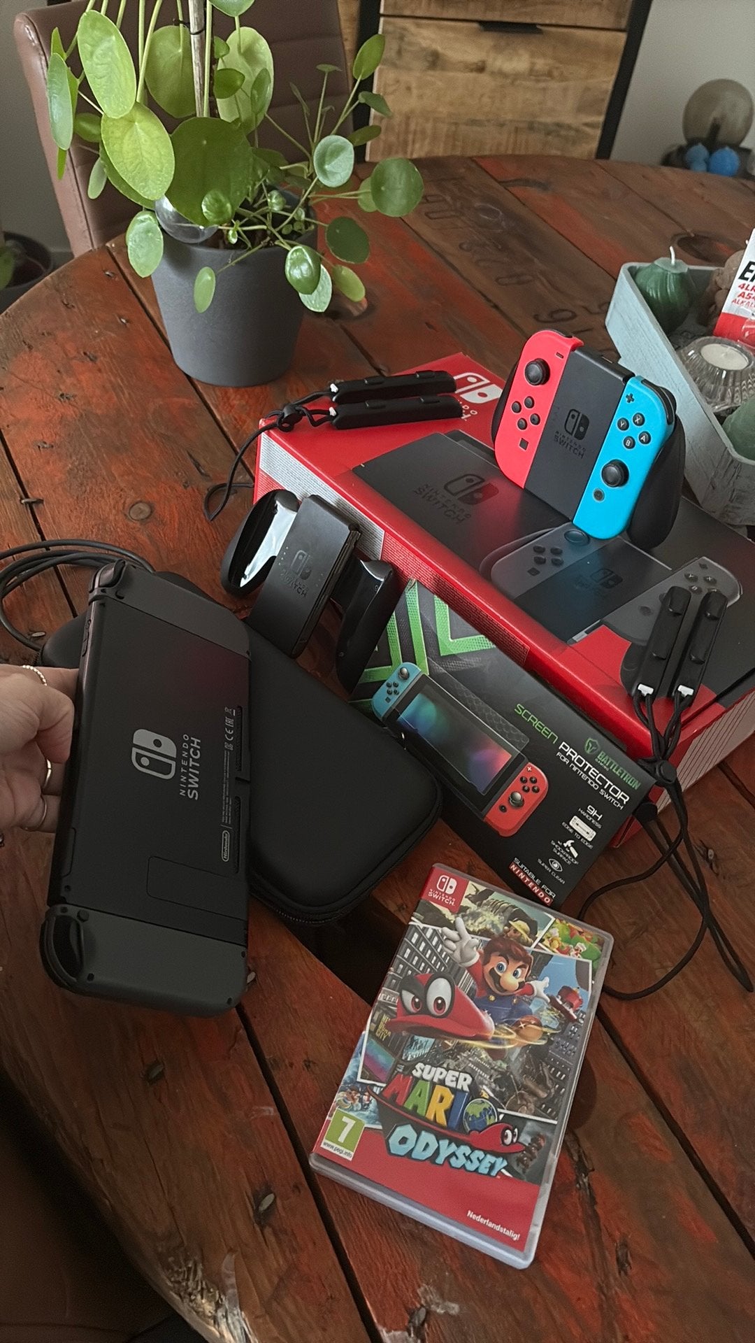 Switch met veel extra’s, Ophalen, Met games, Zo goed als nieuw, Switch Original
