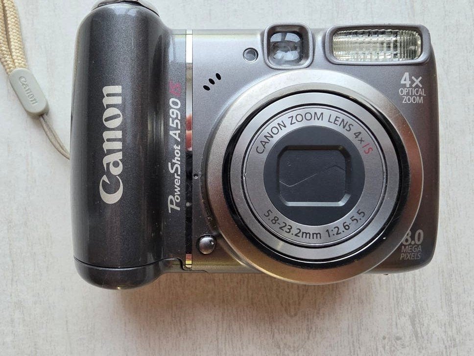 Canon PowerShot A590 IS Compactcamera met tasje en kabel, Audio, Tv en Foto, Fotocamera's Digitaal, Cameratas, Gebruikt, Canon
