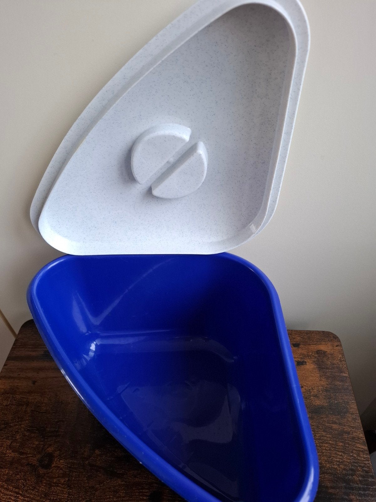 Tupperware Brooddoos Blauw/Wit - Ideaal voor Vers Brood, Blauw, Overige typen, Ophalen of Verzenden, Zo goed als nieuw