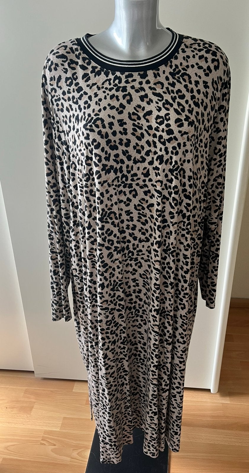 Studio Untold maxi tijger print jurk maat 54/56, Ophalen of Verzenden, Zo goed als nieuw, Overige kleuren, Jurk