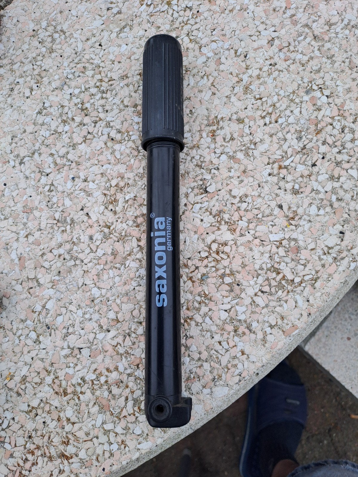 Fietspompje., Ophalen