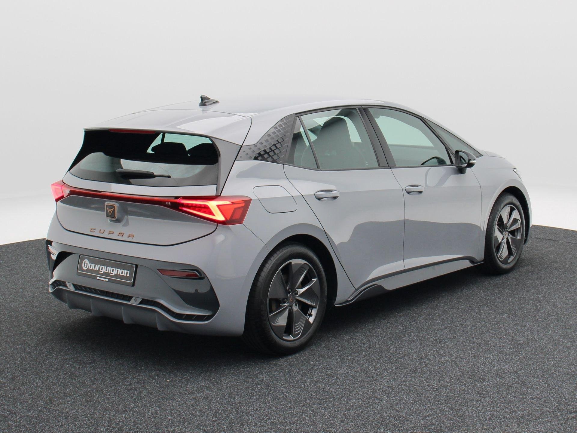 CUPRA Born Business Plus 62 kWh 204 Pk | Stoel/Stuurverwarmi, Auto's, Cupra, Automaat, Gebruikt, Zwart, 375 min
