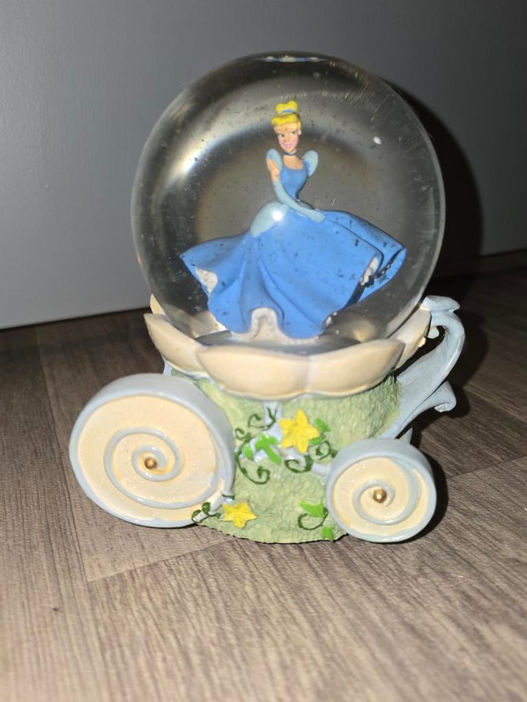 Disney Assepoester Sneeuwbol Muziekdoos Koets, Ophalen of Verzenden