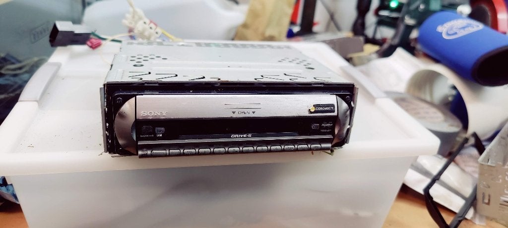 Sony CDX-R3350 - autoradio 4x50W, CD speler, Ophalen of Verzenden, Gebruikt