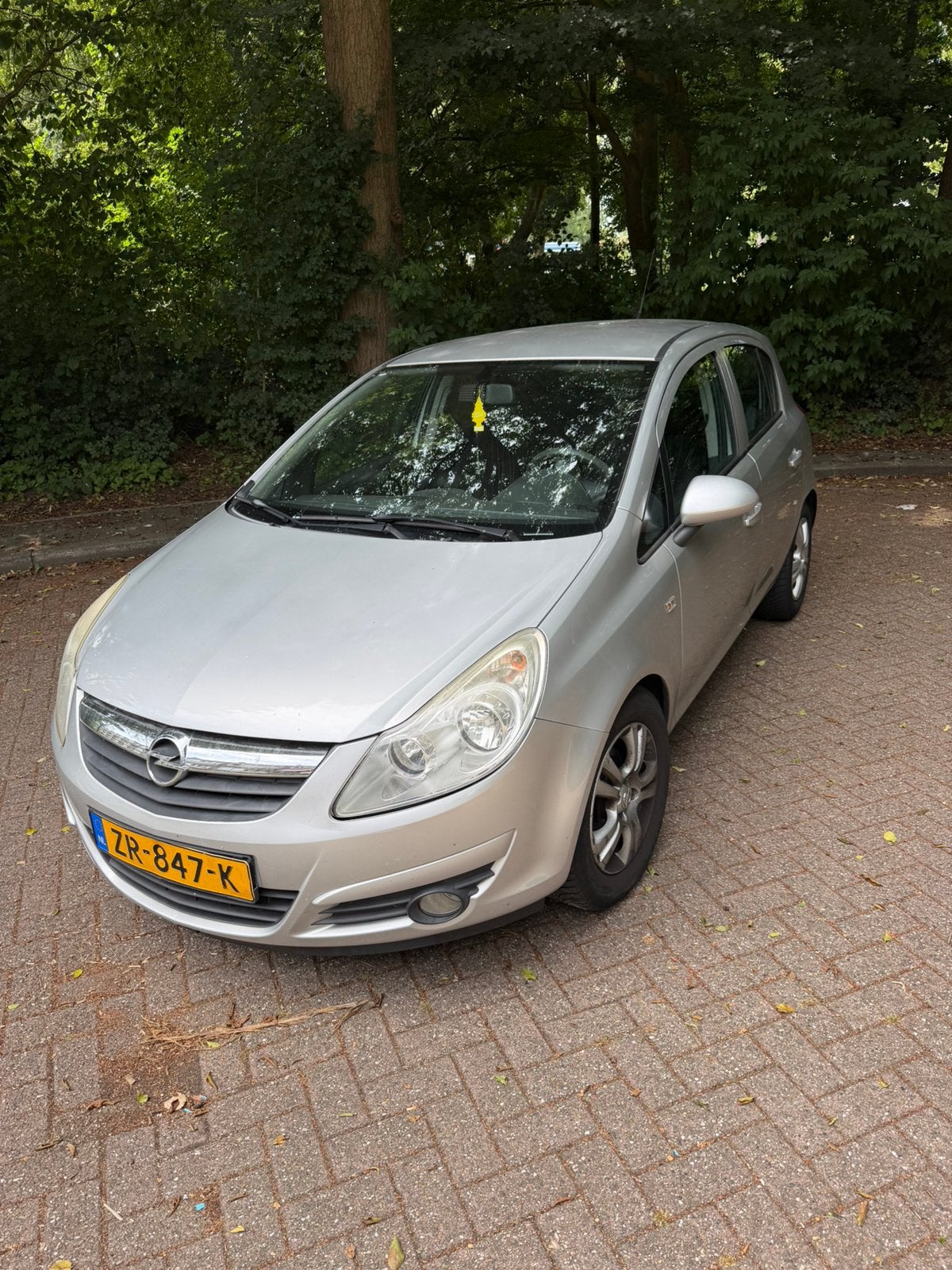 Opel Corsa 1.2 Twinport 85pk 5d 2010 Grijs, Voorwielaandrijving, 4 cilinders, 1229 cc, 49 €/maand