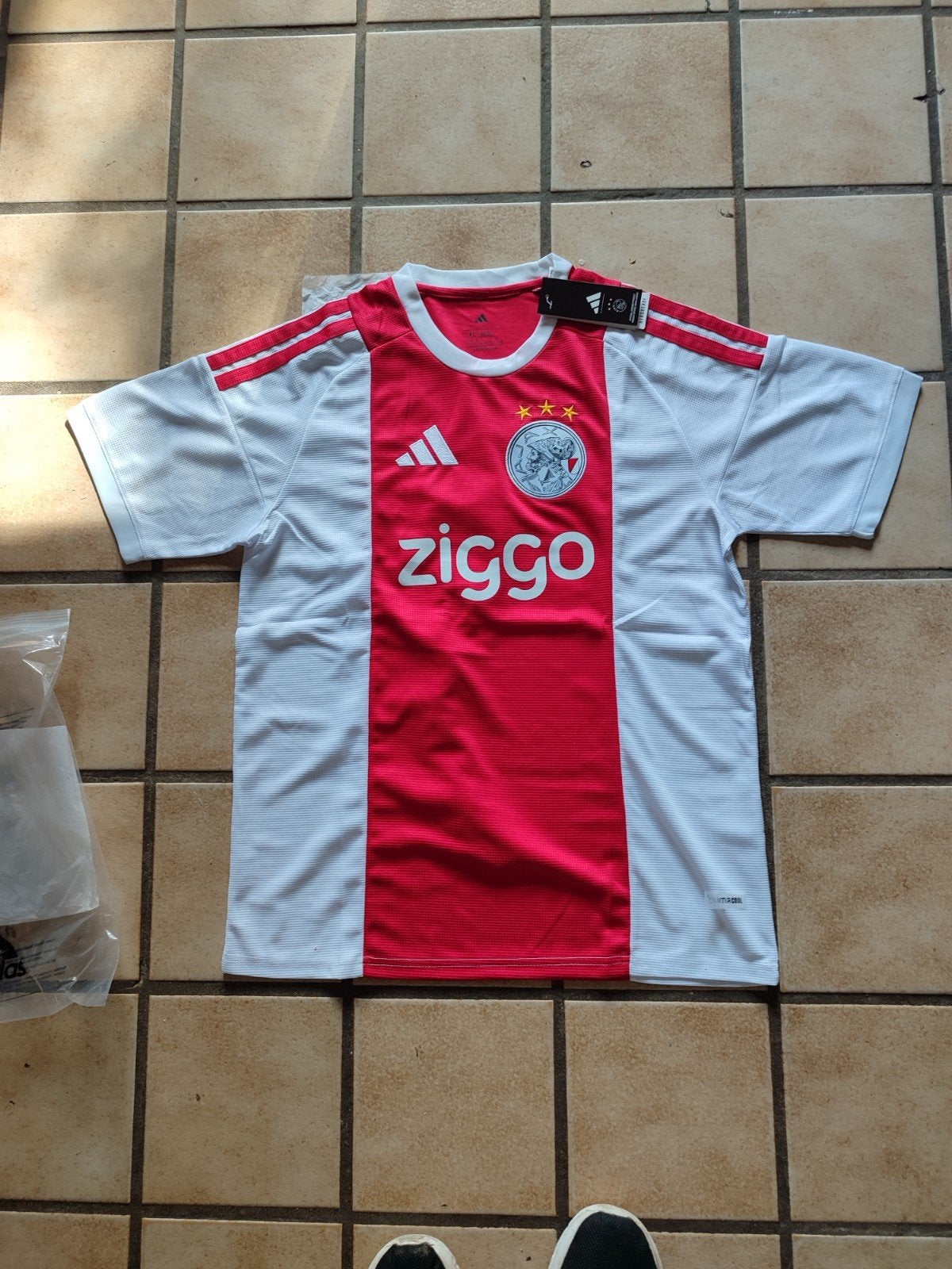 Ajax shirt volw Thuis Uit en 3e 2026/2027 Nieuw op voorraad, Maat XS of kleiner, Ophalen of Verzenden, Nieuw, Shirt