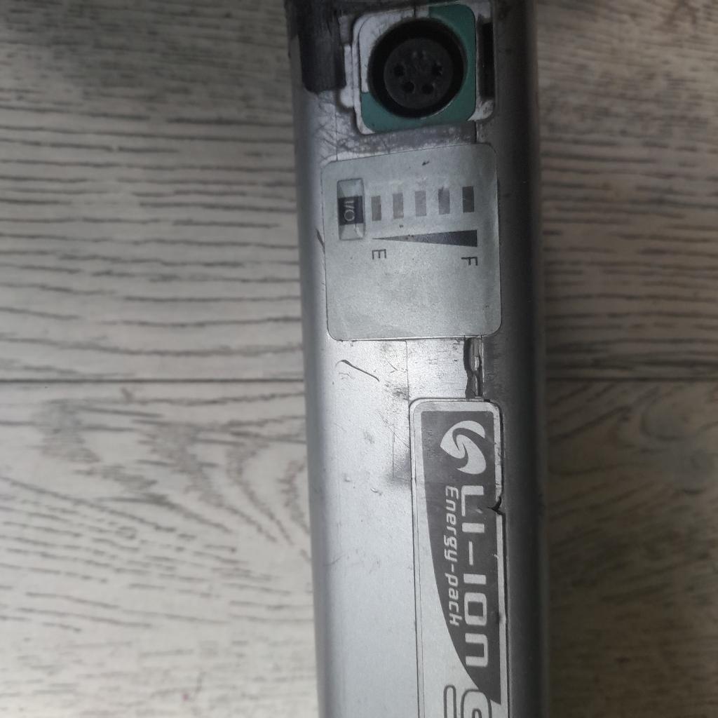 Kapotte accu, Fietsen en Brommers, Ophalen, Gebruikt