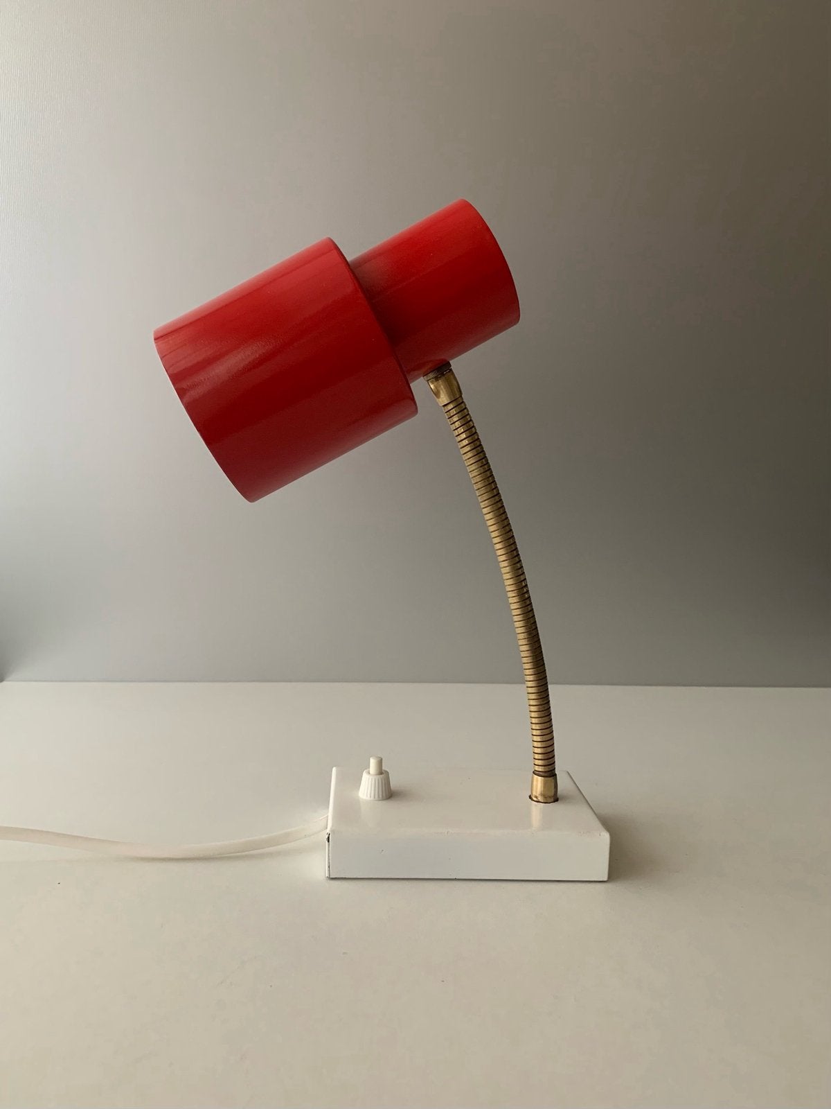 Hala Zeist wall /desk lamp 60s vintage silence of the lamps, Vintage, E14 (klein), Ophalen of Verzenden, Metaal
