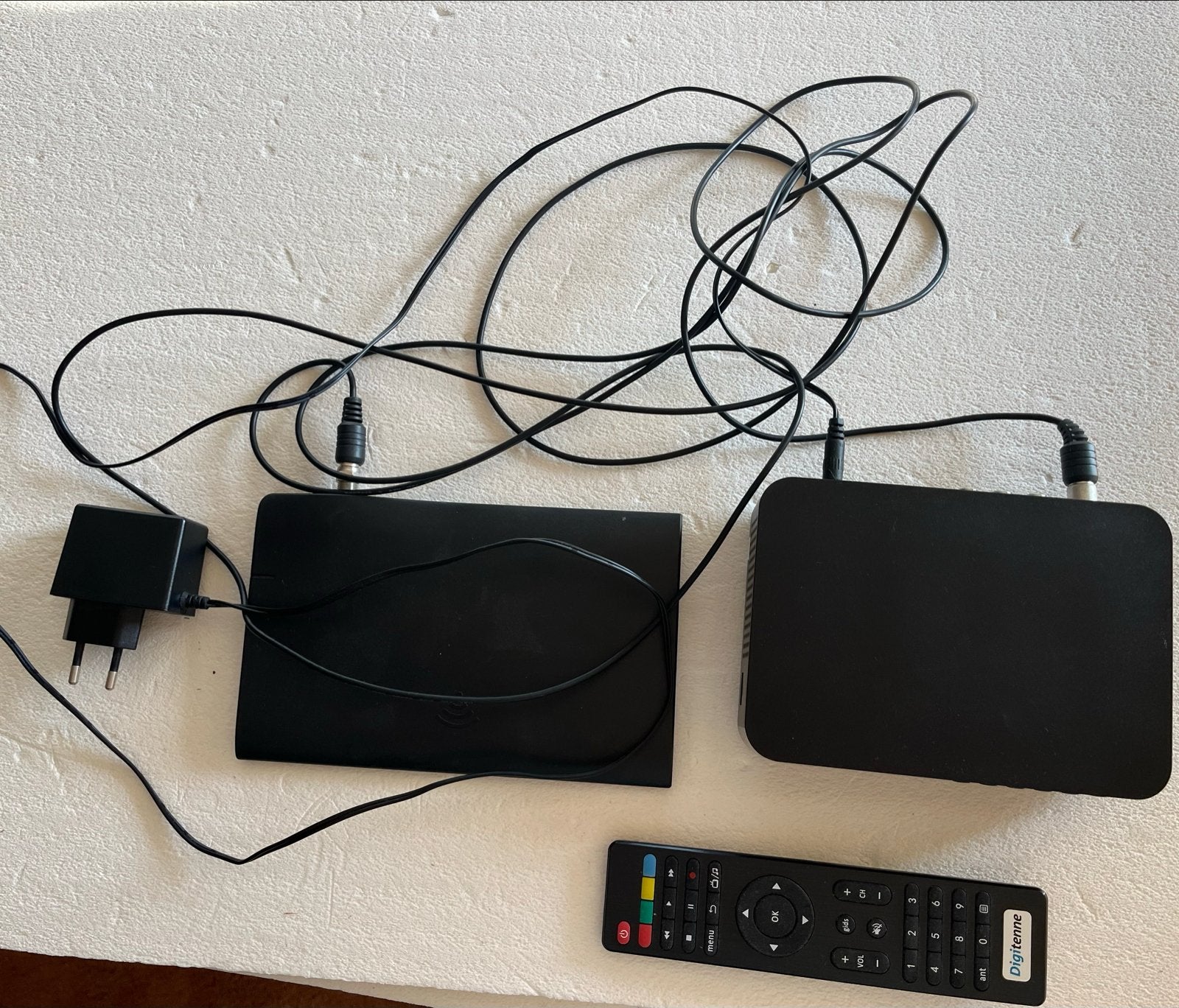 Digitenne Decoder met afstandsbediening, Ophalen of Verzenden, Gebruikt, Decoder