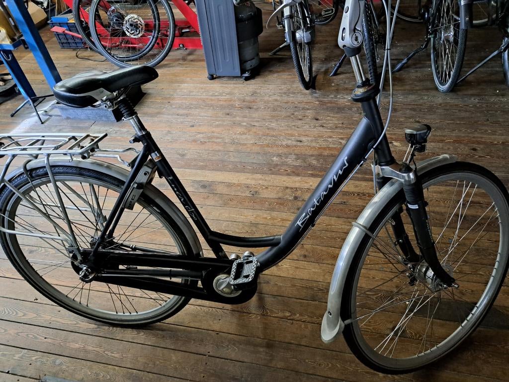 Nette batavus damesfiets 3 vernellingen frame maat 54 cm, Fietsen en Brommers, Fietsen | Dames | Damesfietsen, 53 tot 56 cm, Ophalen