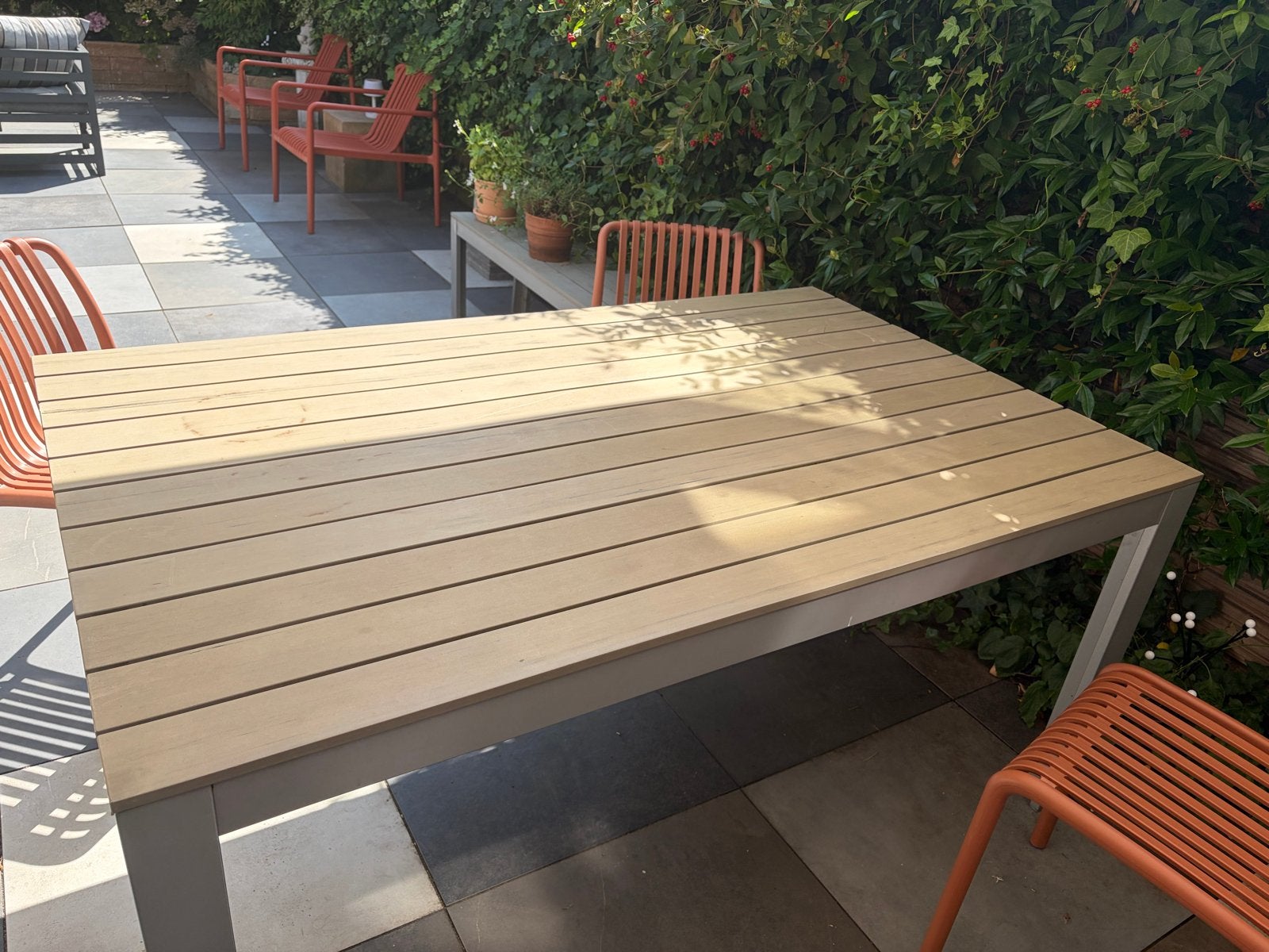 GRATIS Ikea tuintafel, lichtgrijs - graag zsm ophalen!, Tuin en Terras, Tuintafels, Ophalen, Gebruikt, Rechthoekig, Overige materialen