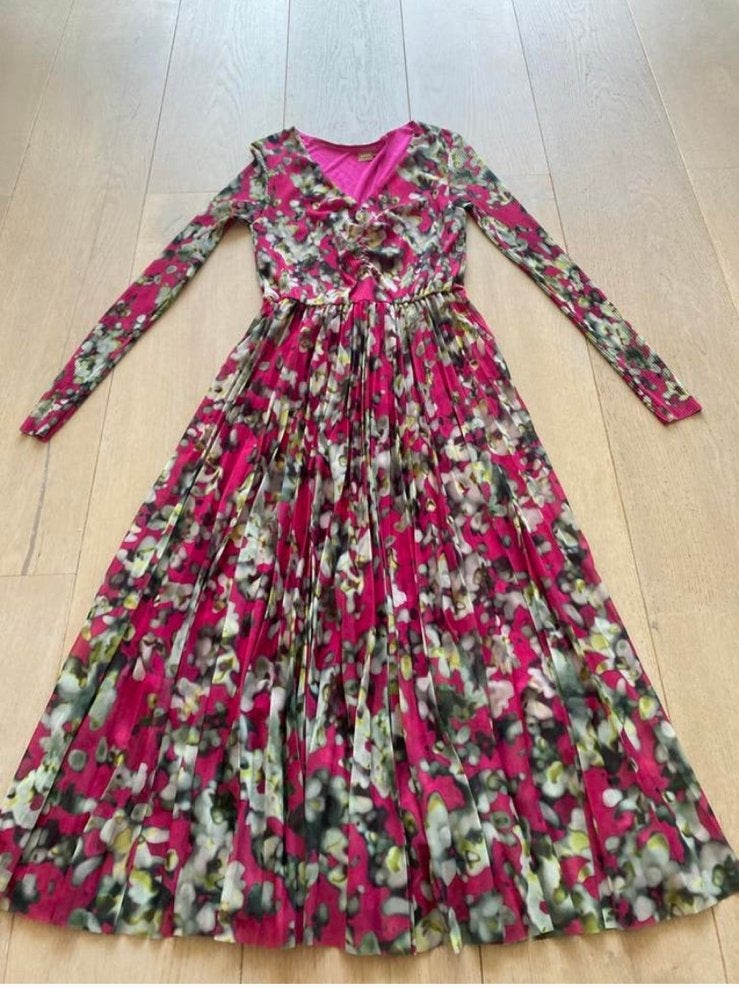 Hugo Boss M nieuw, Kleding | Dames, Jurken, Maat 38/40 (M), Ophalen of Verzenden, Zo goed als nieuw, Roze