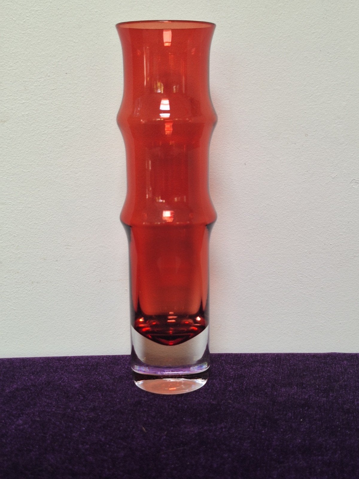 Rode glazen bamboevaas-Bo Borgstrom  - 19 cm hoog, Ophalen of Verzenden