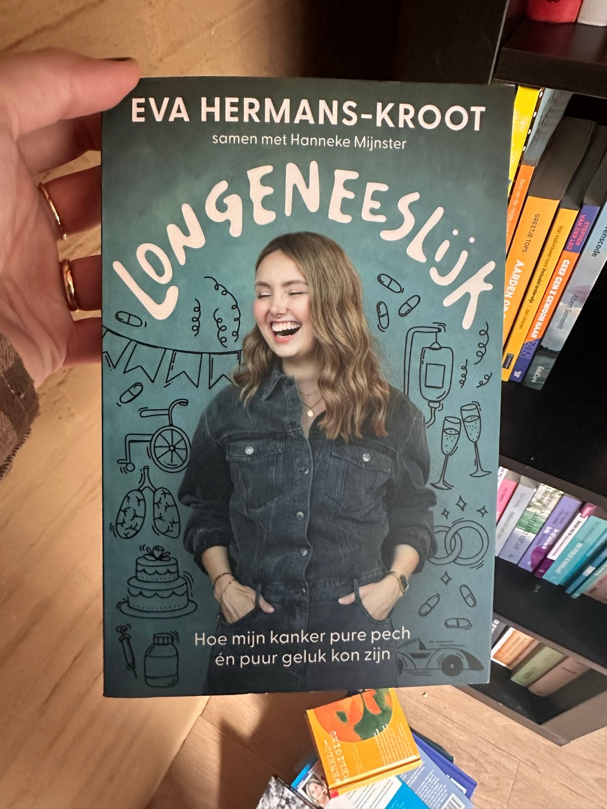 Longeneeslijk - Eva Hermans-Kroot, Ophalen of Verzenden, Zo goed als nieuw, Overige