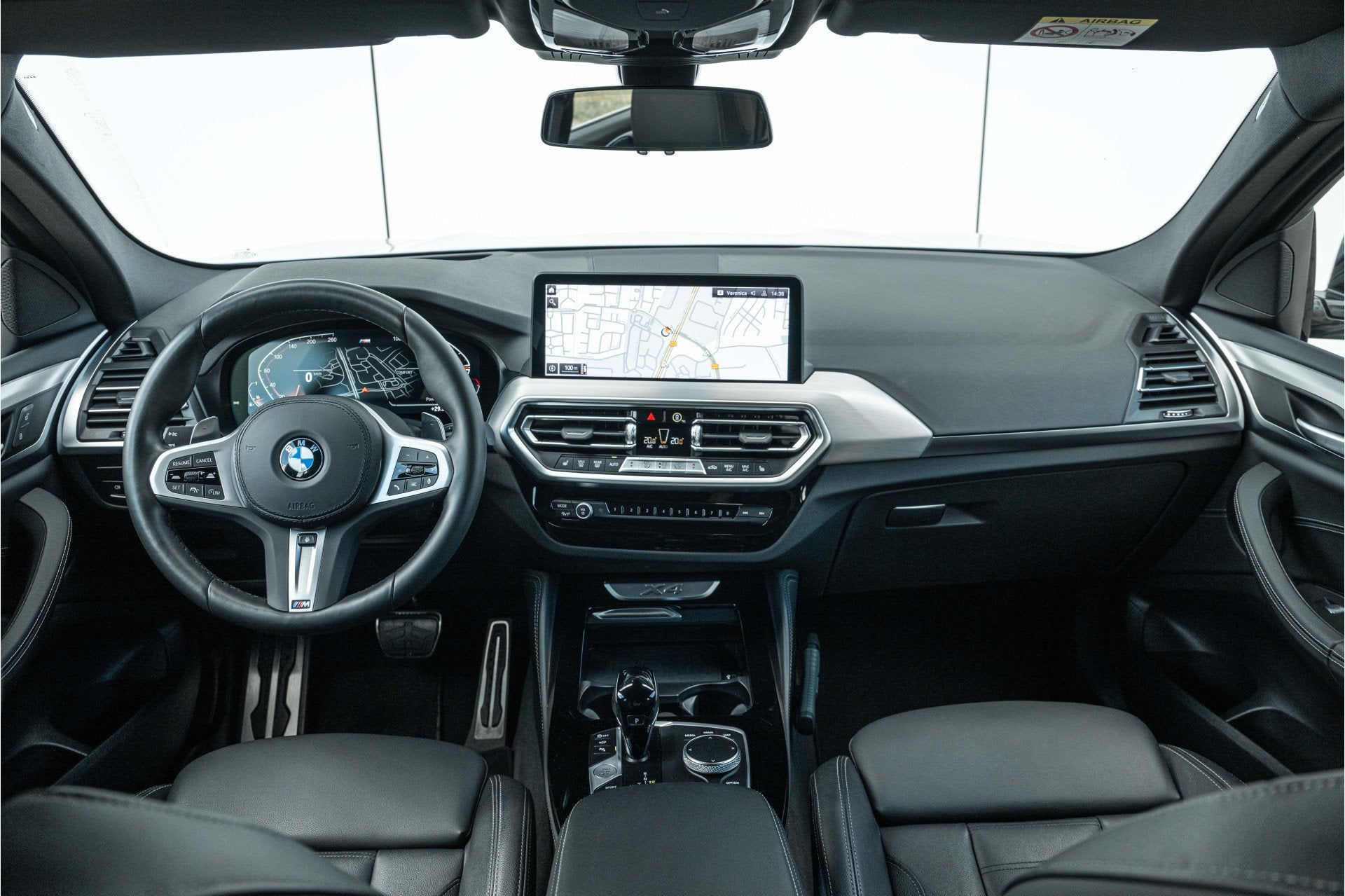 BMW X4 xDrive20i M Sport Automaat / Trekhaak / Sportstoelen, Gebruikt, 4 cilinders, Bedrijf, X4