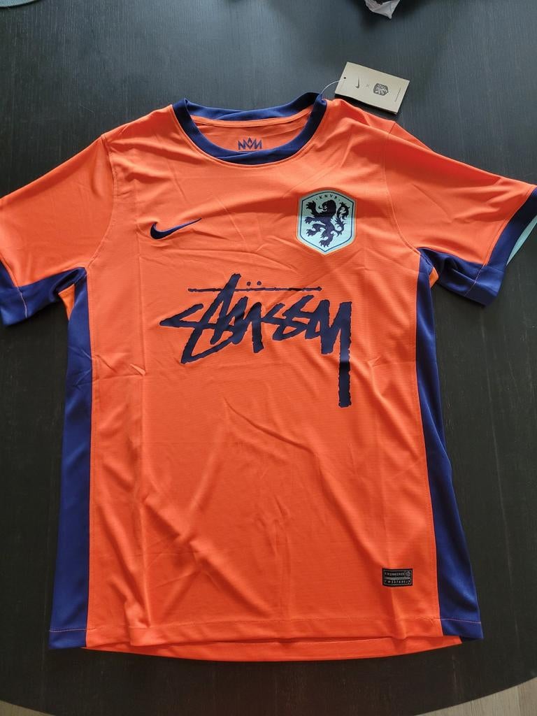 Oranje Nike x Stussy KNVB Voetbalshirt, Maat M, Ophalen of Verzenden, Nieuw, Shirt